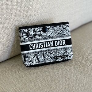DIOR Eyeshadow Pouch